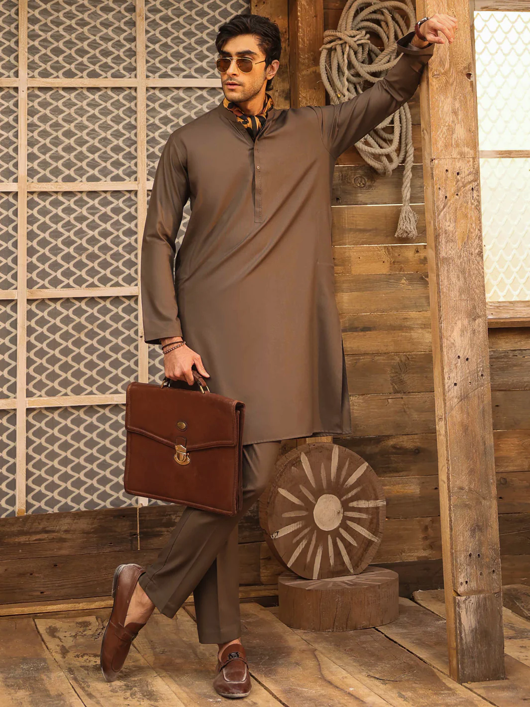 OLIVE GREEN BLENDED KURTA TROUSERS | AL-KT-3318/AM-11054D - Image 3