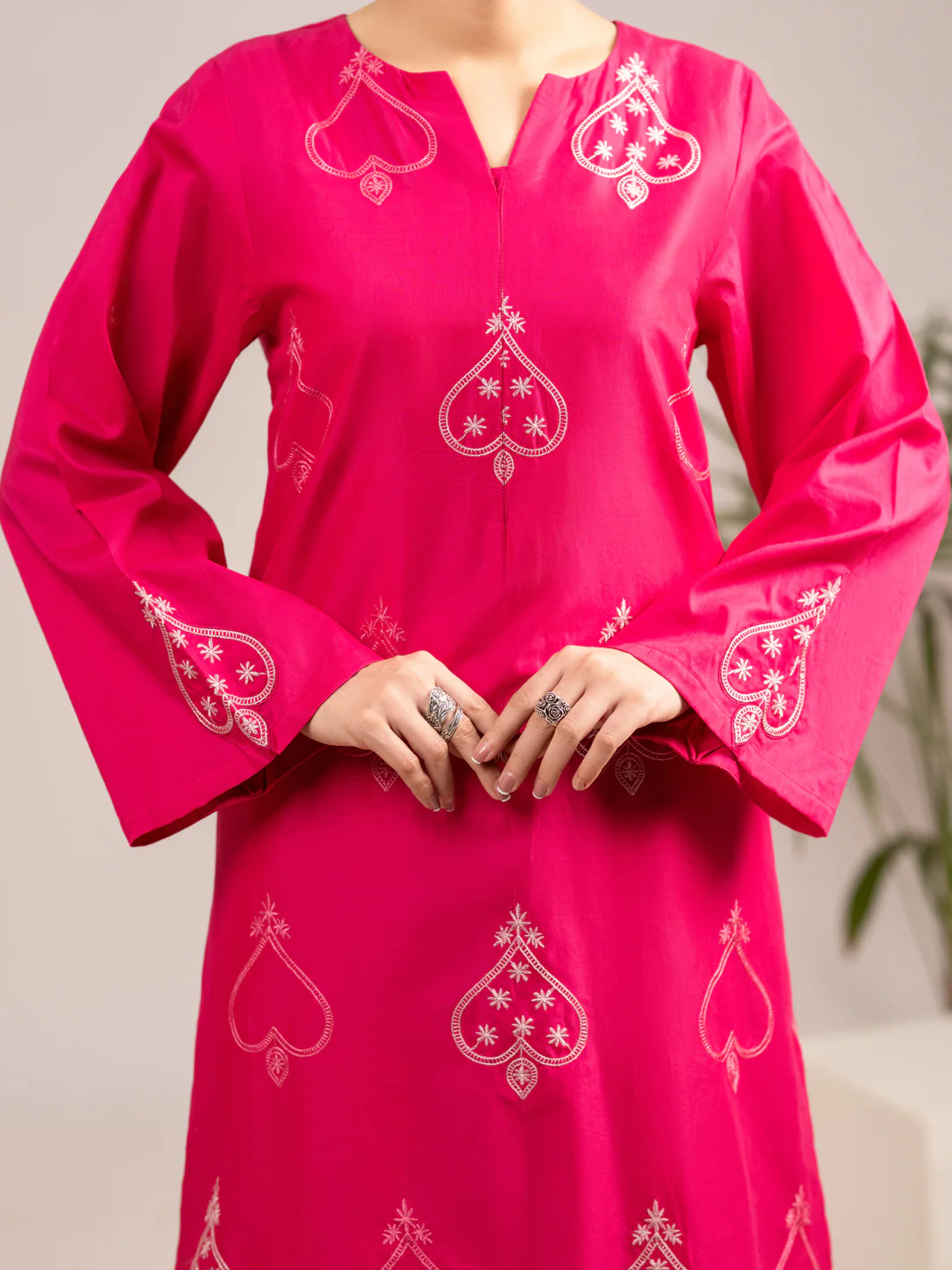 FUCHSIA LAWN 2PC STITCHED | ALP-2PS-LKS-2539/FB-2539A - Image 2