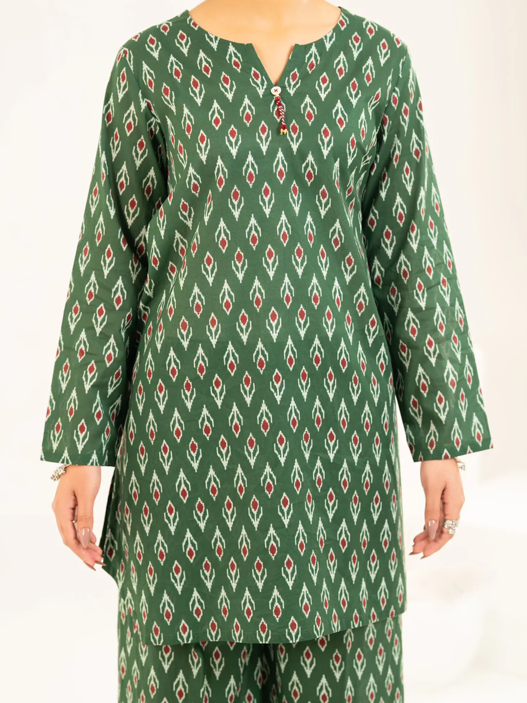 GREEN LAWN 2PC STITCHED | ALP-2PS-SLKS-2513/FB-2513A - Image 2