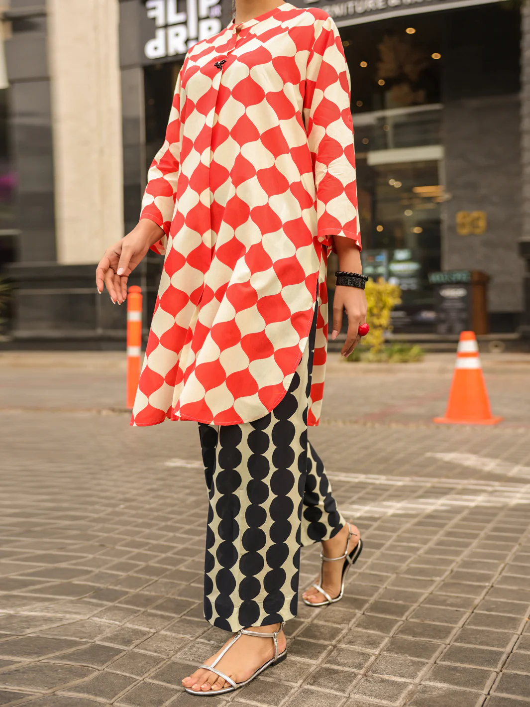 WHITE LAWN KURTI | ALP-SLK-2541/FB-2541A - Image 3