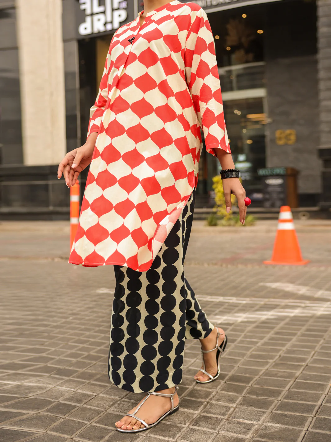 WHITE LAWN KURTI | ALP-SLK-2541/FB-2541A - Image 5