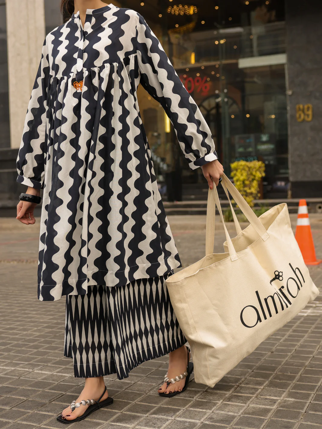 BLACK WHITE LAWN KURTI | ALP-SLK-2543/FB-2543A - Image 3
