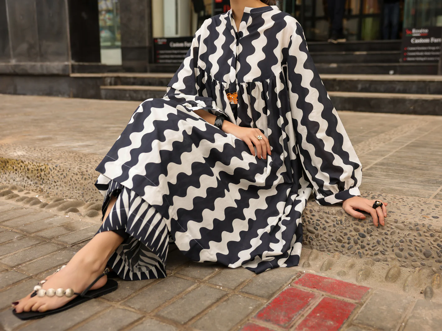 BLACK WHITE LAWN KURTI | ALP-SLK-2543/FB-2543A - Image 4