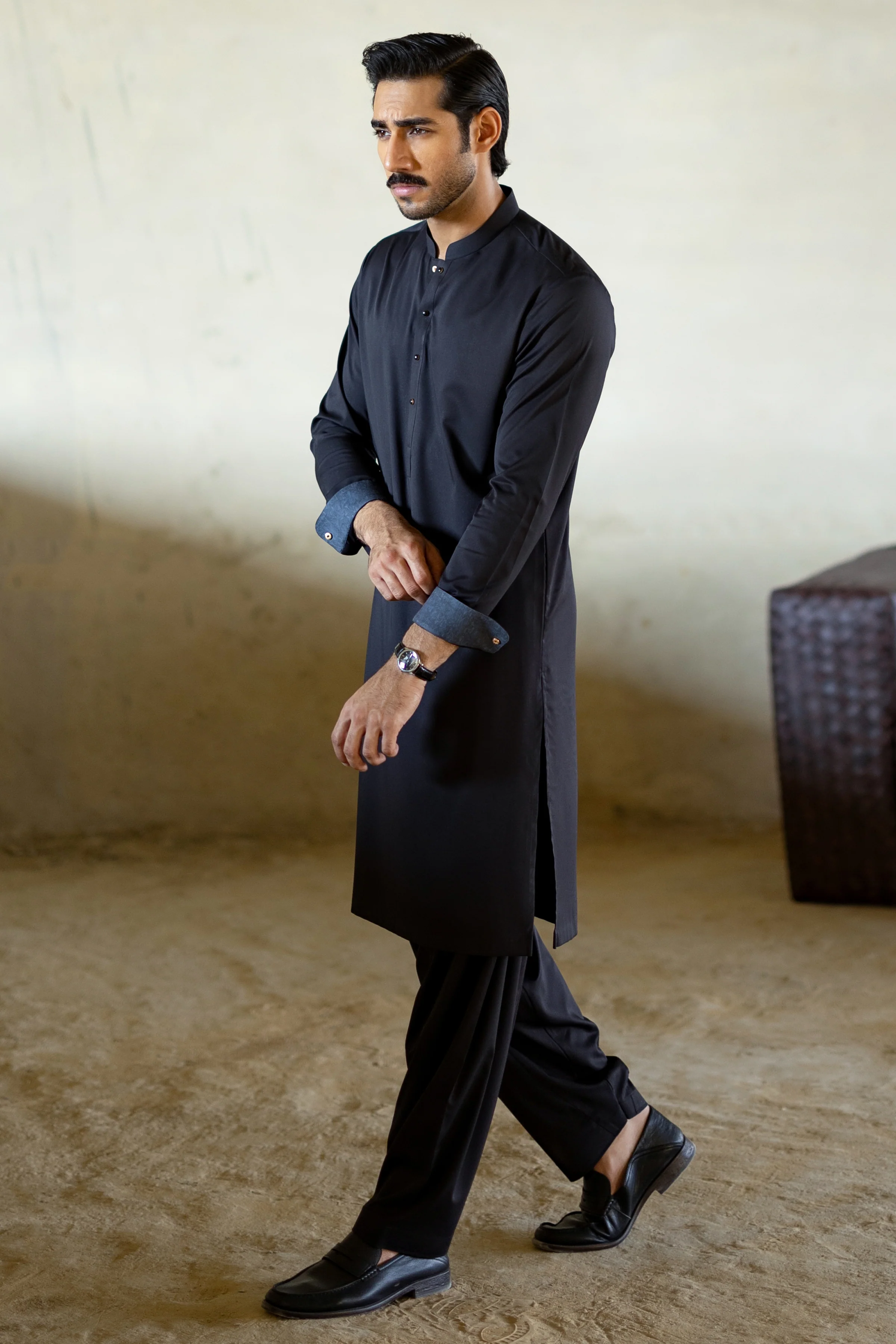 BLACK BLENDED KAMEEZ SHALWAR | CCMKS-S-39674-A6 - Image 4